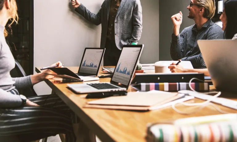 Onboarding Process in UAE: 4-Phase Guide for 2026
